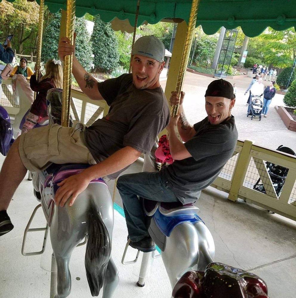 Meet your Posher, Clayton